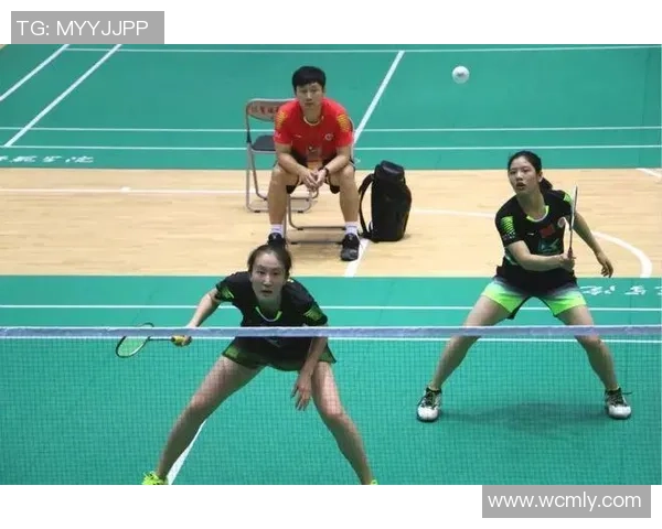 西安羽毛球队与杭州羽毛球队赛后复盘团队协作的成功与不足分析